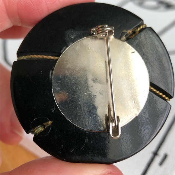 Mourning Brooch - Picture 4 of 13